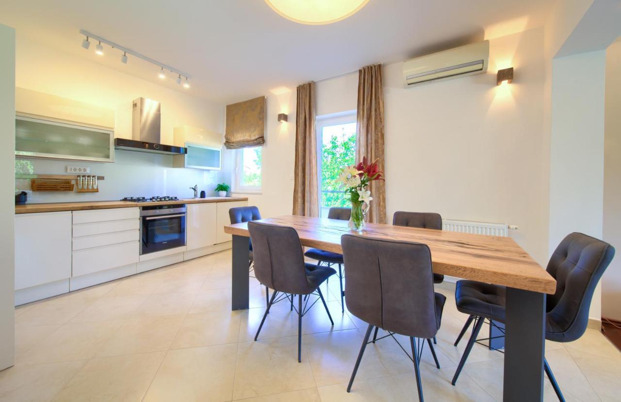 Tramonto Apartment Krk Town Luaran gambar